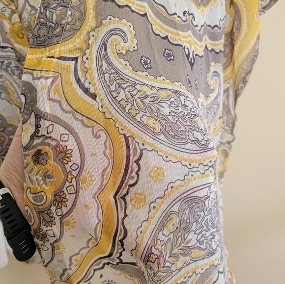 Sun & Shadow | Yellow Gray Paisley Sheer Kimono Size Small/Medium - Picture 6 of 7
